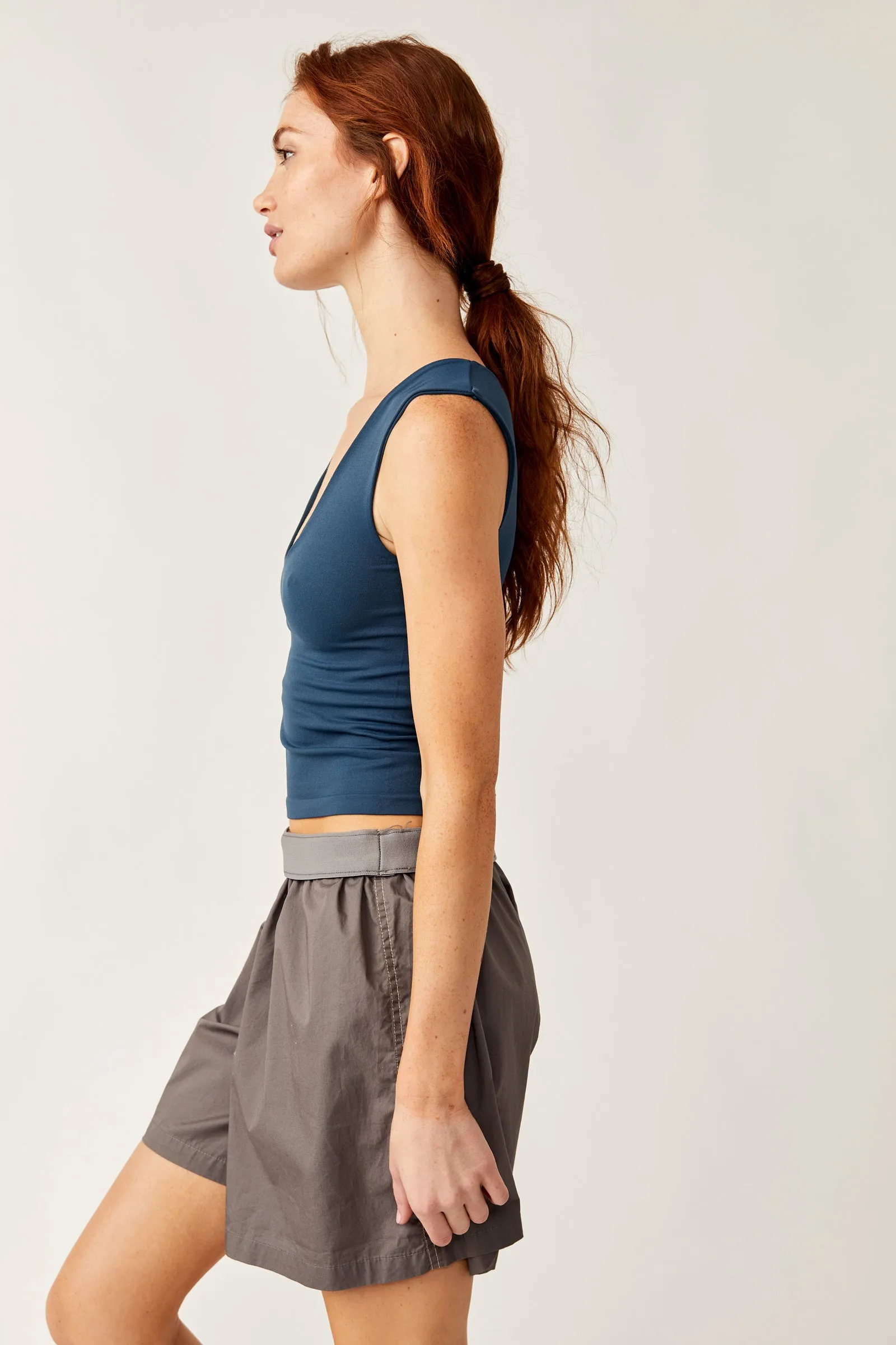 Clean Lines Muscle Cami | Navy