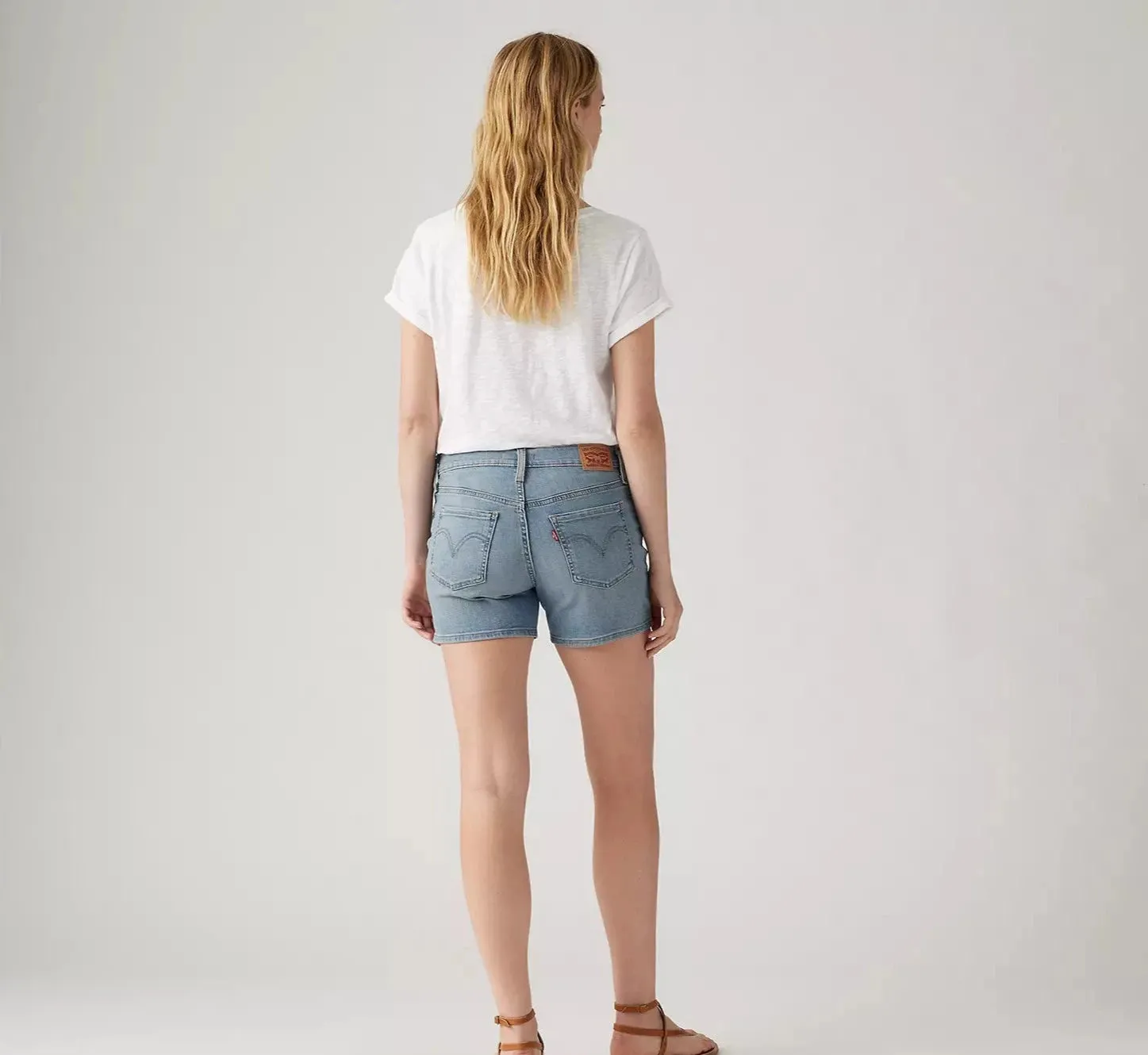 LEVI'S SHORT: Mid-Length