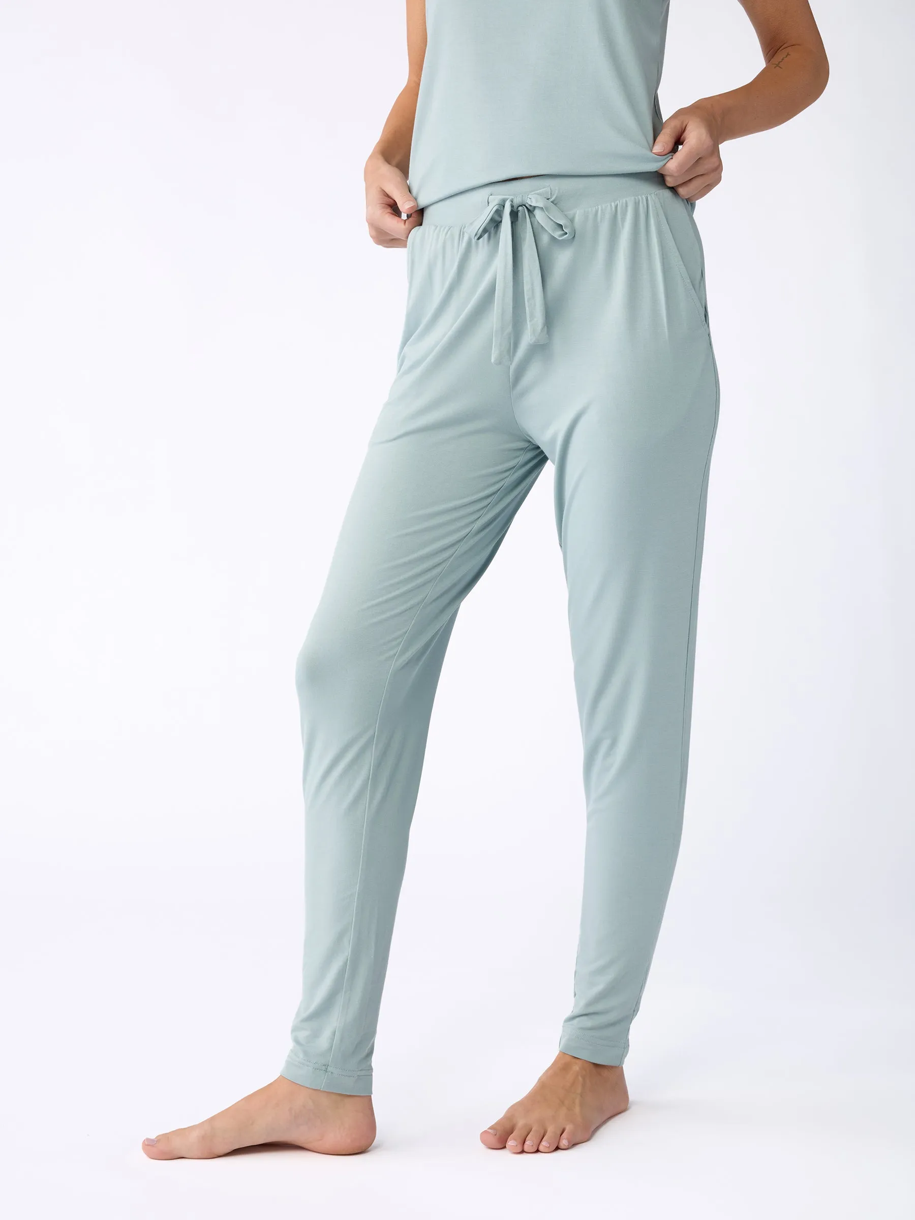 Stretch Knit Bamboo Tapered Pant