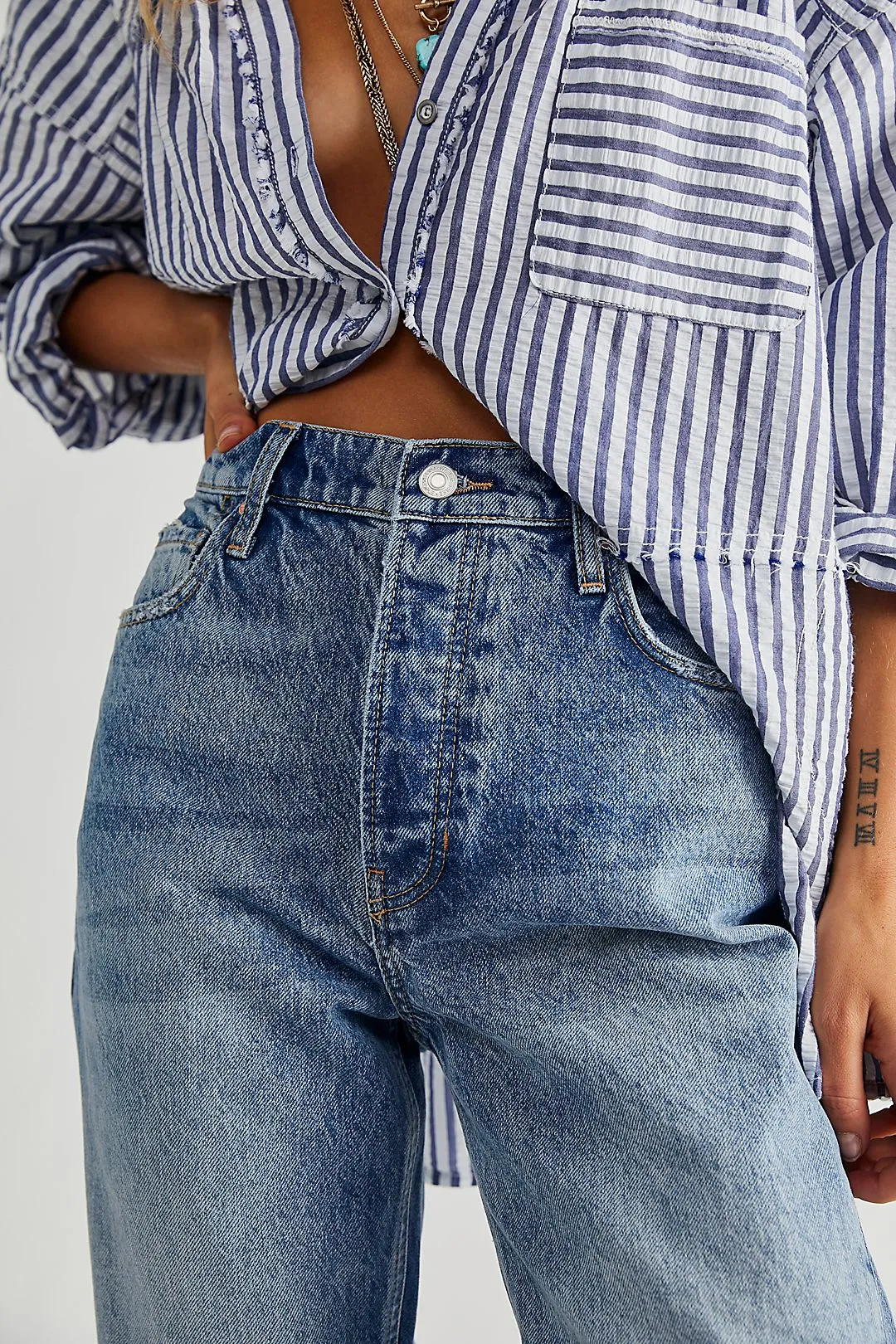 TAPERED BAGGY BOYFRIEND JEANS